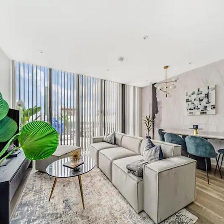 Pass The Keys Penthouse Oasis In Trendy Fulham Apartment London Exterior photo
